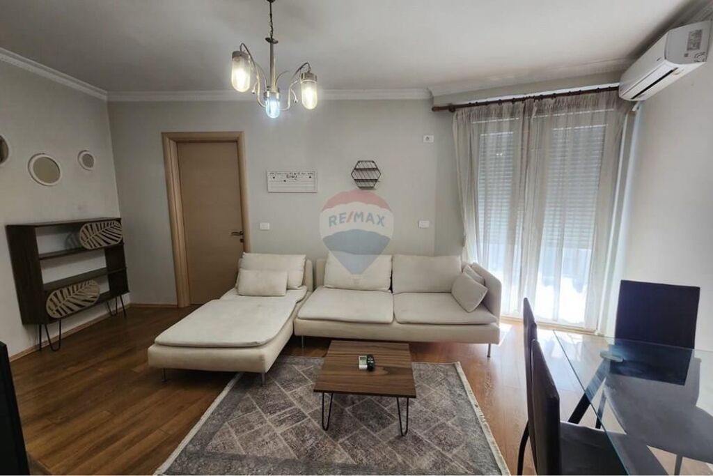 Apartament 1+1 per qira te Kompleksi AnA!
