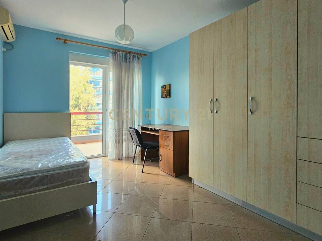 Appartamento 2+1+2+Posto Auto al Lago Secco
