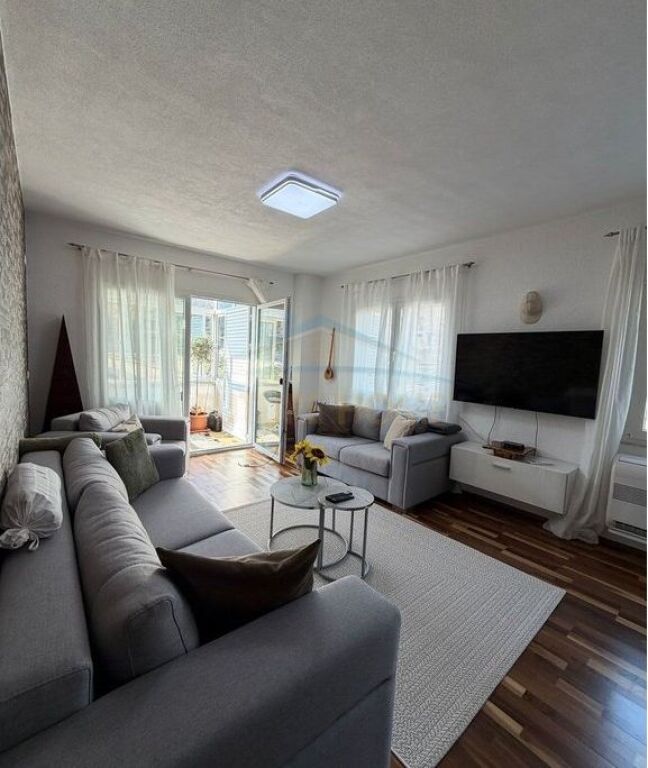 For sale, Apartment 2+1+2, Fresk.