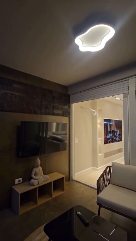 🏡 Apartament 2+1 me Verandë për Shitje – Ish Ekspozita