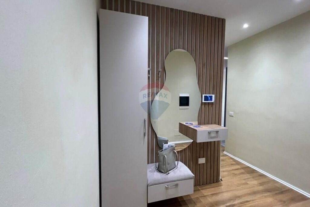 Appartamento - In Vendita - Via Kavaja, Tirana(ID: 530261056-257)