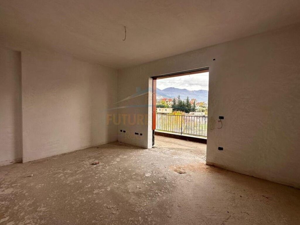 For sale, Apartment 3+1+2, Paskuqan