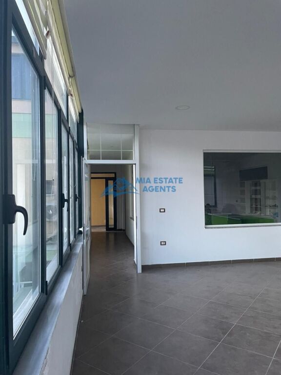 Business premises for rent – Spitallë, Durrës