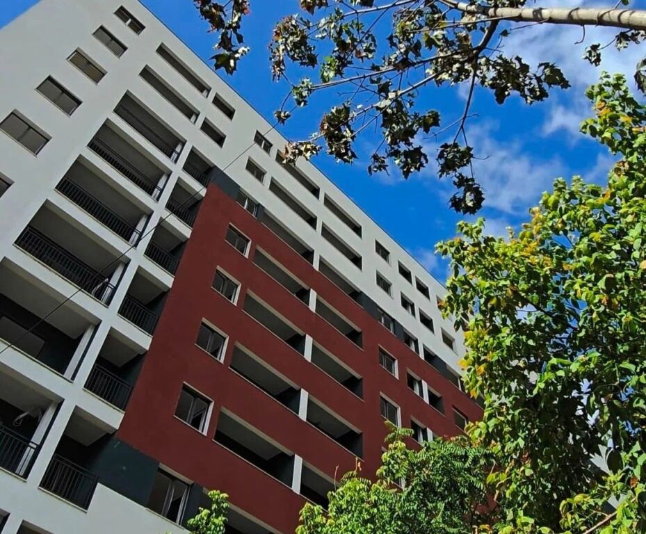 🏢 Shitet Apartament 2+1 – Kompleksi Mirabella, Xhamllik