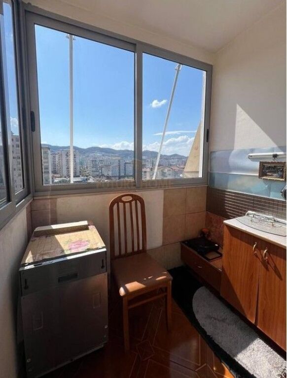 For sale, 2+1 Apartment, Paris Commune, Tirana