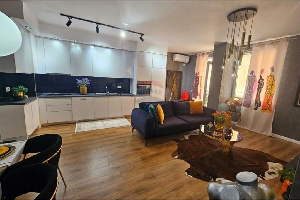 Apartament 1+1 per qira tek 21 Dhjetori