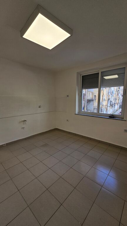 2+1 Apartment for Rent – Vasil Shanto Crossroad, Tirana | 64 m² | Renovated