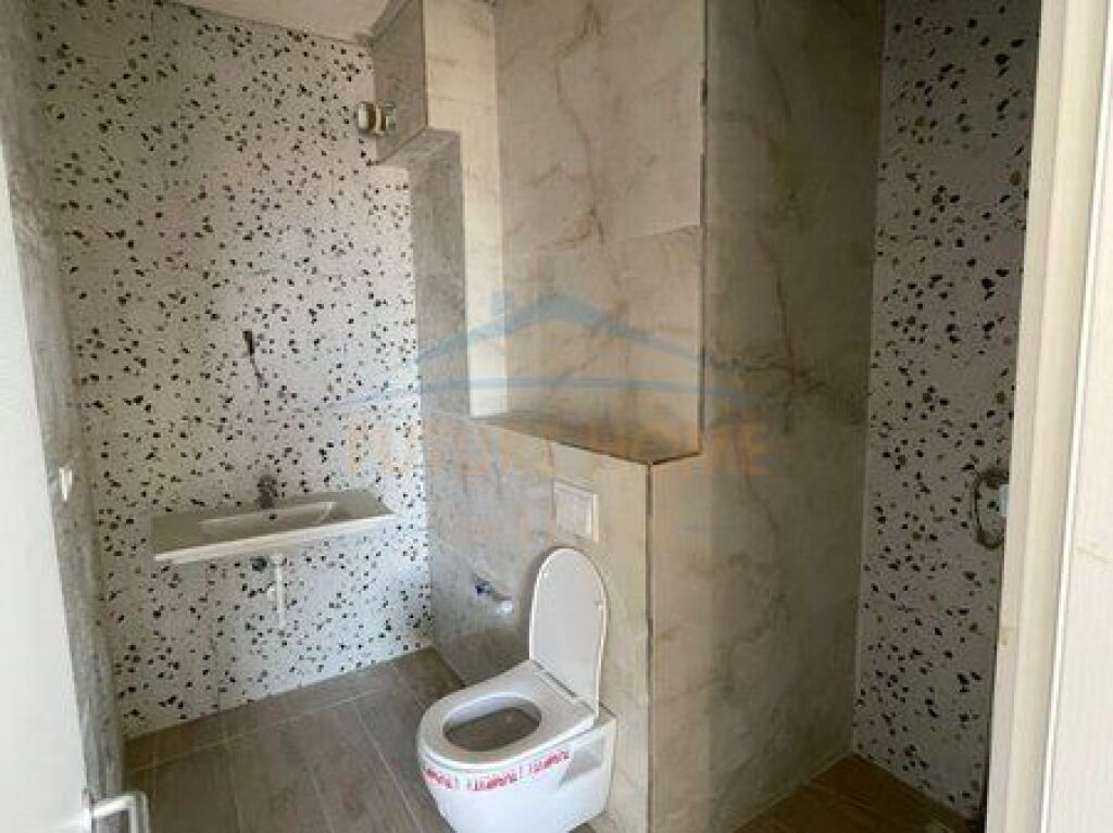 Shitet, Apartament 2+1+2, Trio Towers, Don Bosko