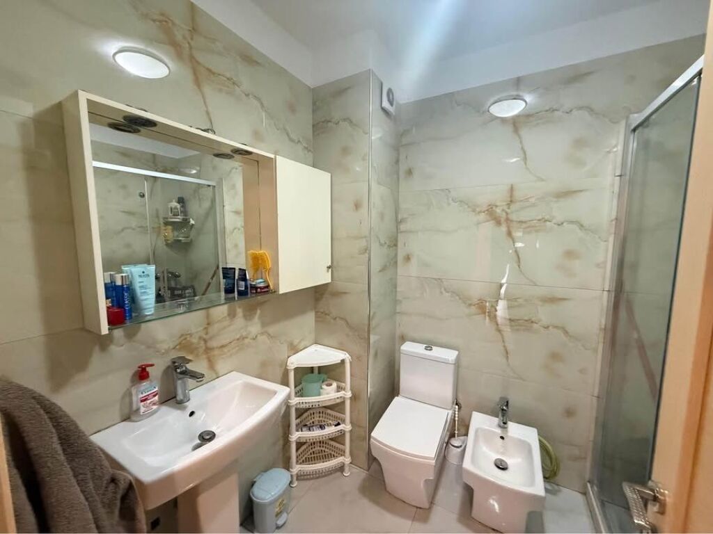 Apartament 3+1, Selite e Vjeter!