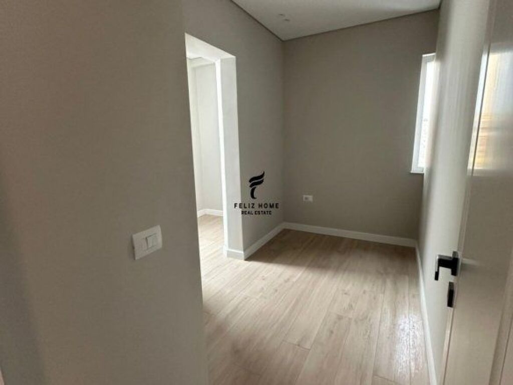 OFFICE FOR RENT 105 M2 DON BOSKO 85,000 LEKE FH-66736
