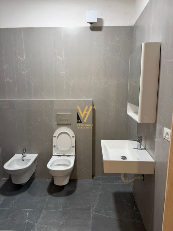 AFFITTASI APPARTAMENTO 2+1+BLK IN VIA 5 MAGGIO 650 EURO
