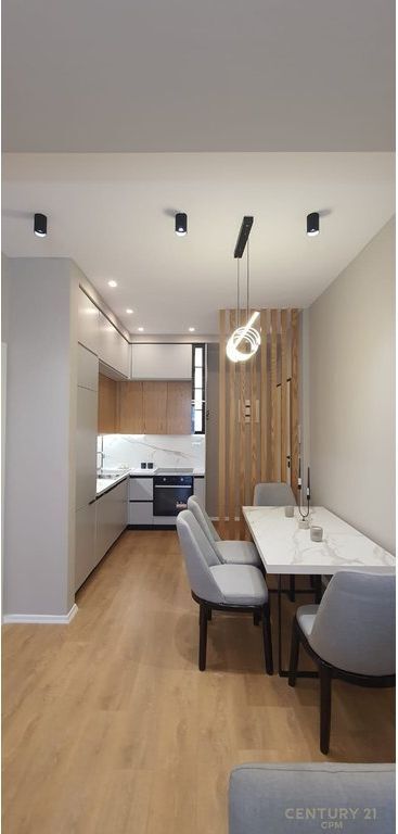 GARDEN BUILDING JAPIM ME QIRA APARTAMENT LUKSOZ 1+1 + POST PARKIMI
