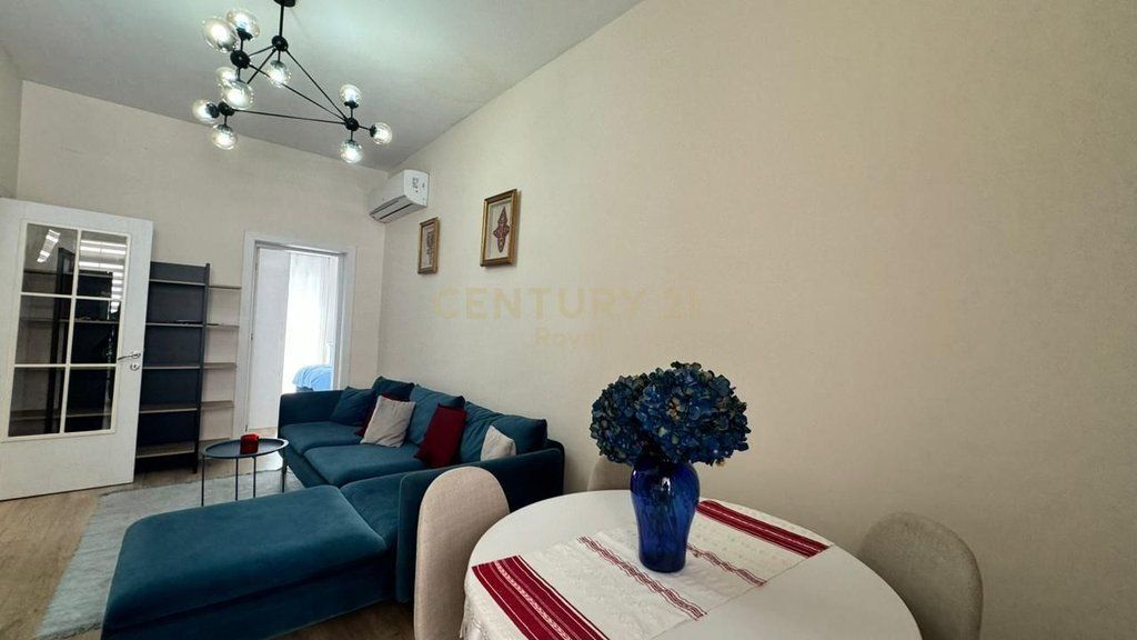 2+1 Apartment for rent on Barrikadave Street, Tirana - 900€ | 75 m² 900 € /Month