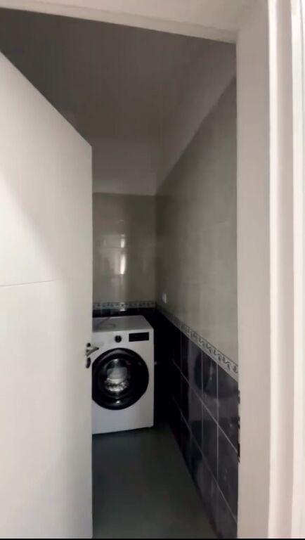 🏡 Apartament 2+1+2 me qira tek Petro Nini