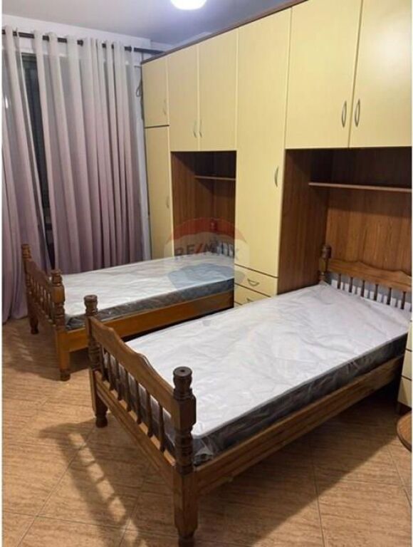 Appartamento 2+1 in affitto a Komuna Parisit