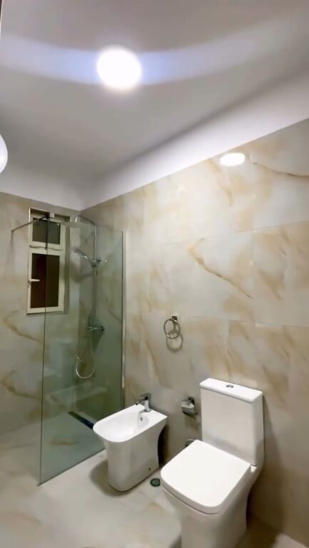 🏡 Apartament 2+1+2 me qira tek Petro Nini