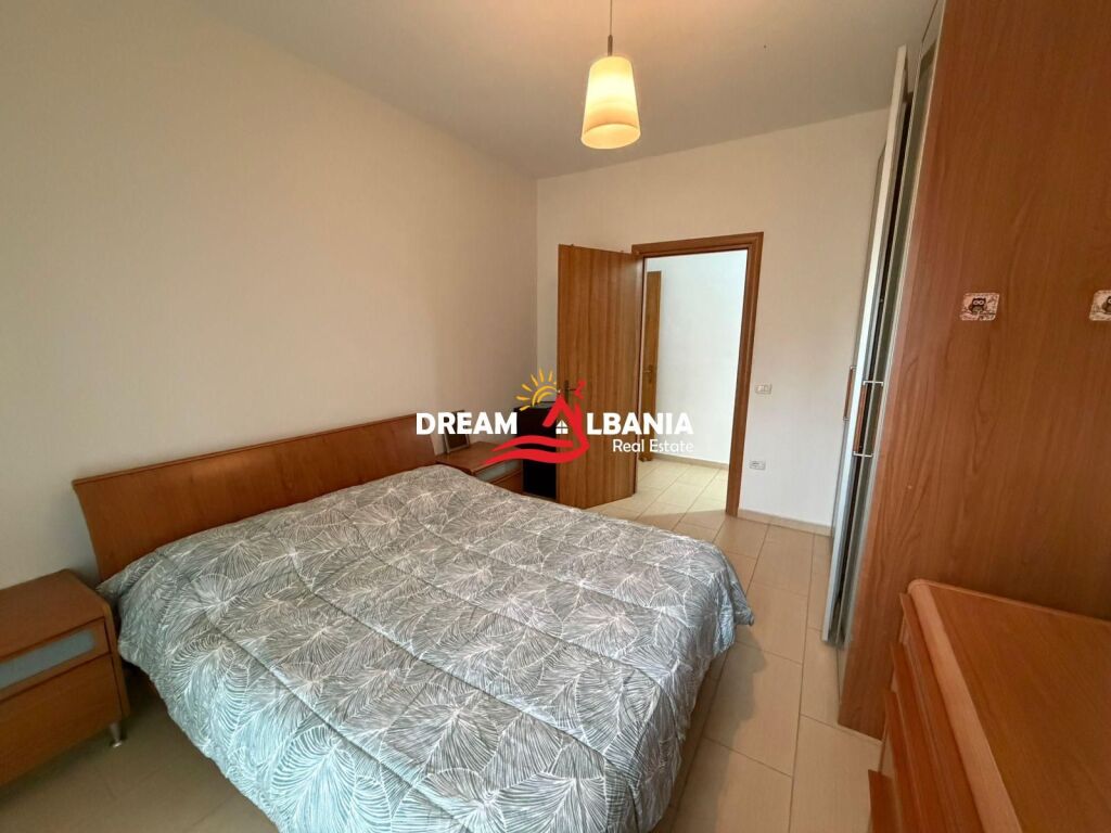 Jepet me qera apartament 2+1 tek Pazari i Ri prane BKT (ID 42215513) F