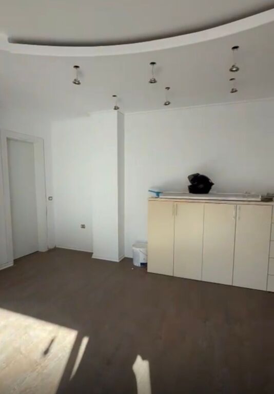 Apartment for sale 2+1 at Komuna e Parisit