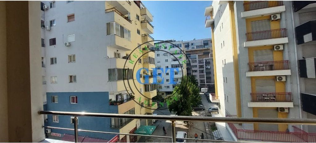 Qira, Apartament 1+1 ne Plazh Iliria, Durres