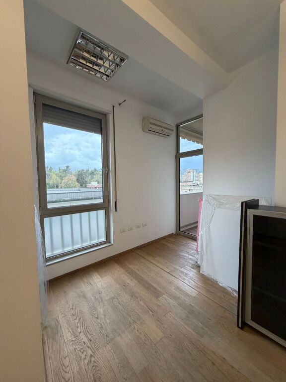 UFFICIO IN AFFITTO 132M2 BLLOK