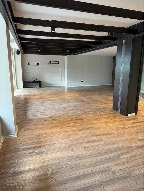 Office For Rent in Dry Lake, Tirana - 1100€ | 170 m²
