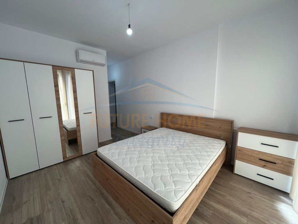 Qera, Apartament 2+1+2, Kompleksi Univers City, Tiranë.