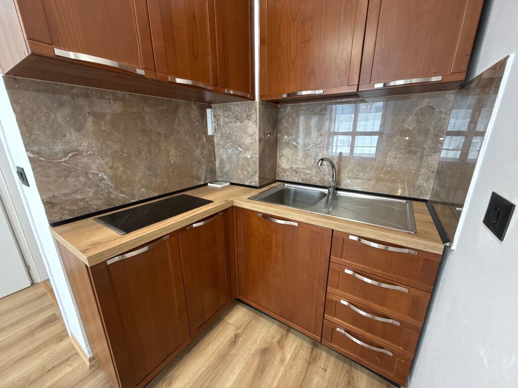 IN AFFITTO . APPARTAMENTO 1+1 EX ESPOSIZIONE 750 EURO