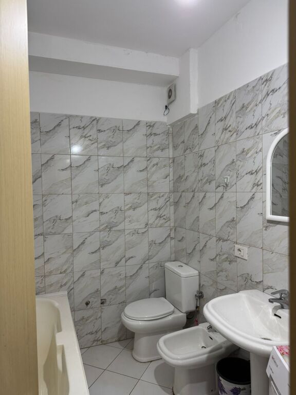 Vendesi in vendita 2+1+2+Balcone