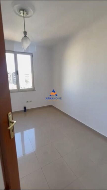 APARTMENT FOR RENT 2+1+BALCONY " KOSOVAREVE STREET" 800 EURO