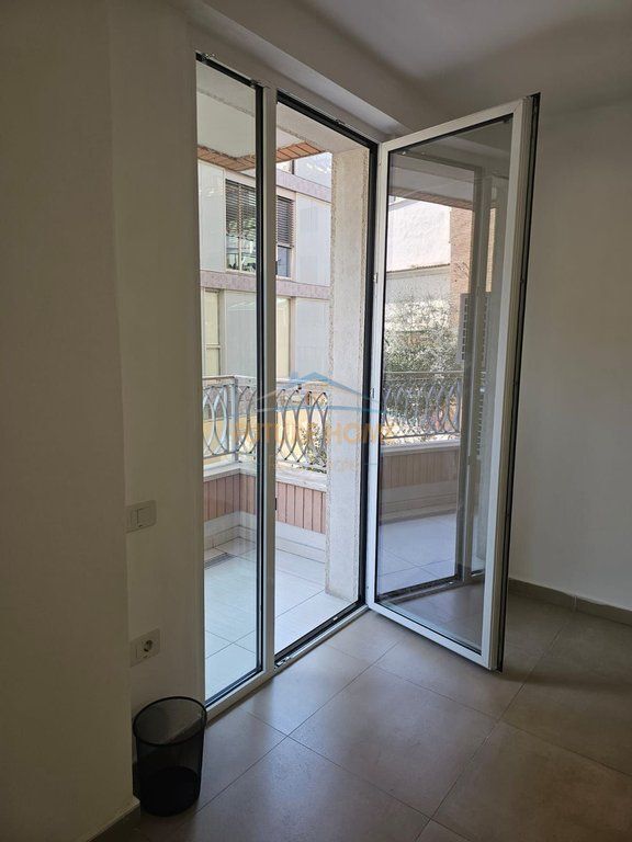 Rent, Office space, near RTSH, Tirana.