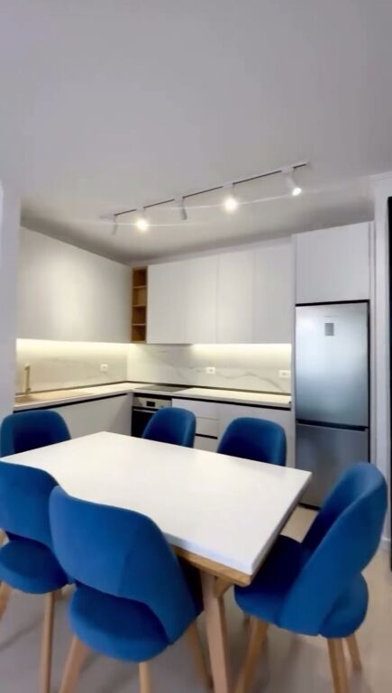 🏡 Apartament 2+1+2 me qira tek Petro Nini