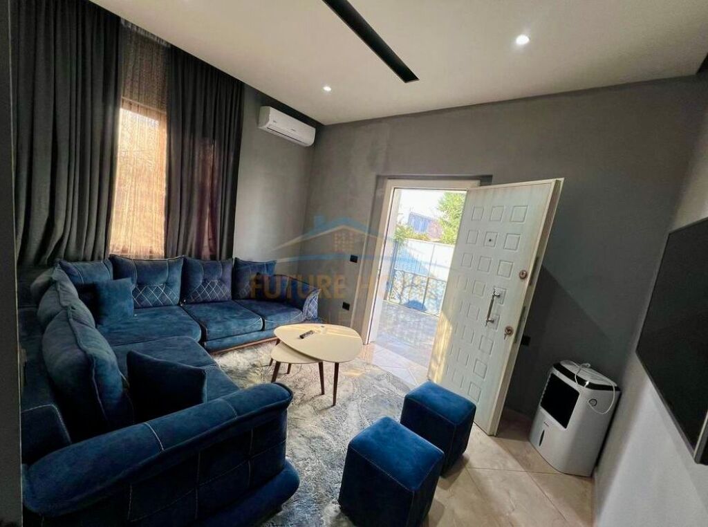 Affitto, Casa Privata, Pajtoni Center, Tirane