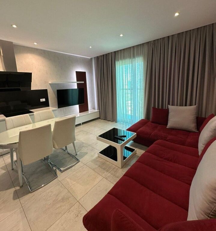 Jepet me qera apartament 2+1 tek Ambasador 3 + Gaderob