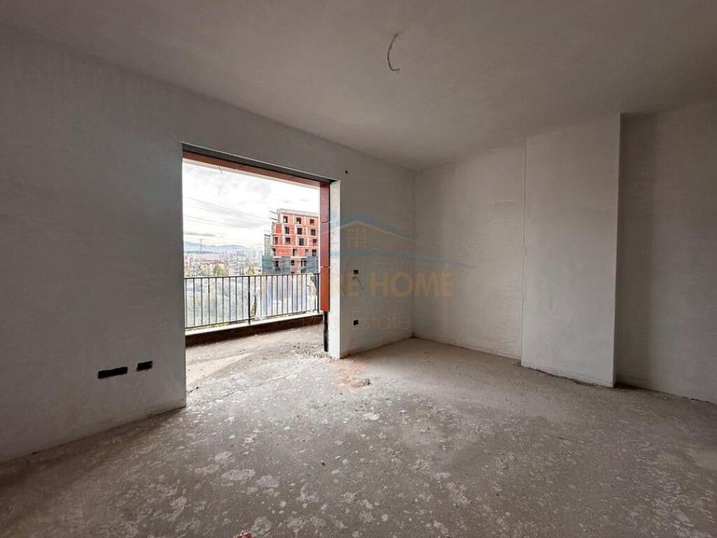 For sale, Apartment 3+1+2, Paskuqan