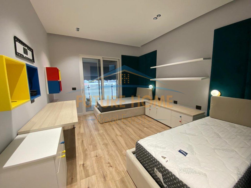 Apartament 2+1 , Qera Myslym shyri pran karburantit