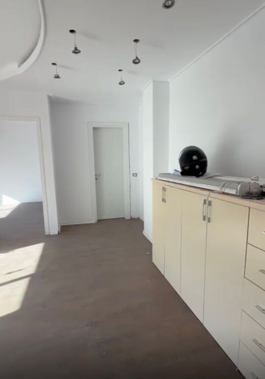 Apartment for sale 2+1 at Komuna e Parisit