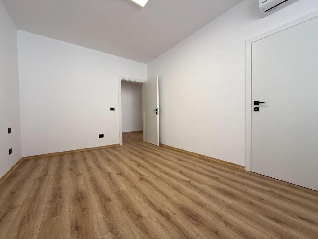 UFFICIO IN AFFITTO EX ESPOSIZIONE 65 M2