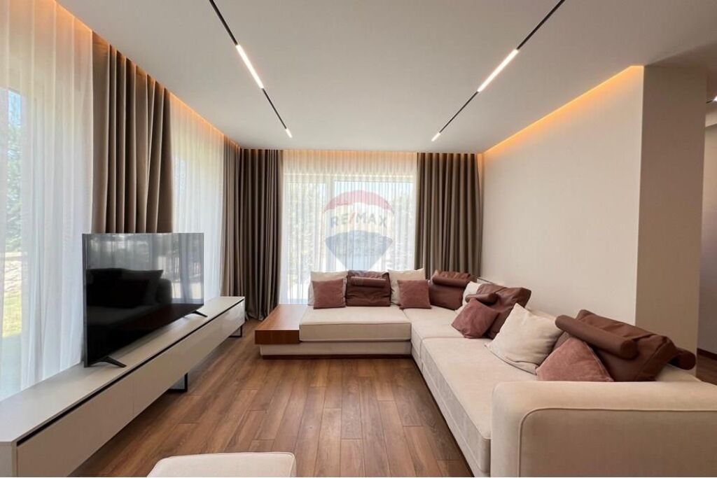 Villa - In Affitto - Vilat Forest, Tirana