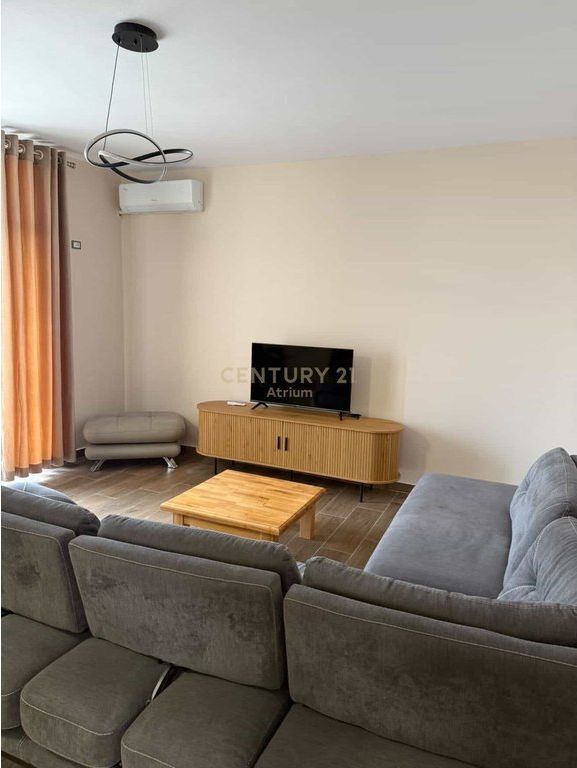 FOR RENT 2+1 APARTMENT NEAR THE UNITED SCHOOL! 650 € /Month