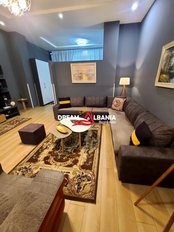 Appartamento 1+1 in affitto in via Peti a Tirana (ID 4211688 )