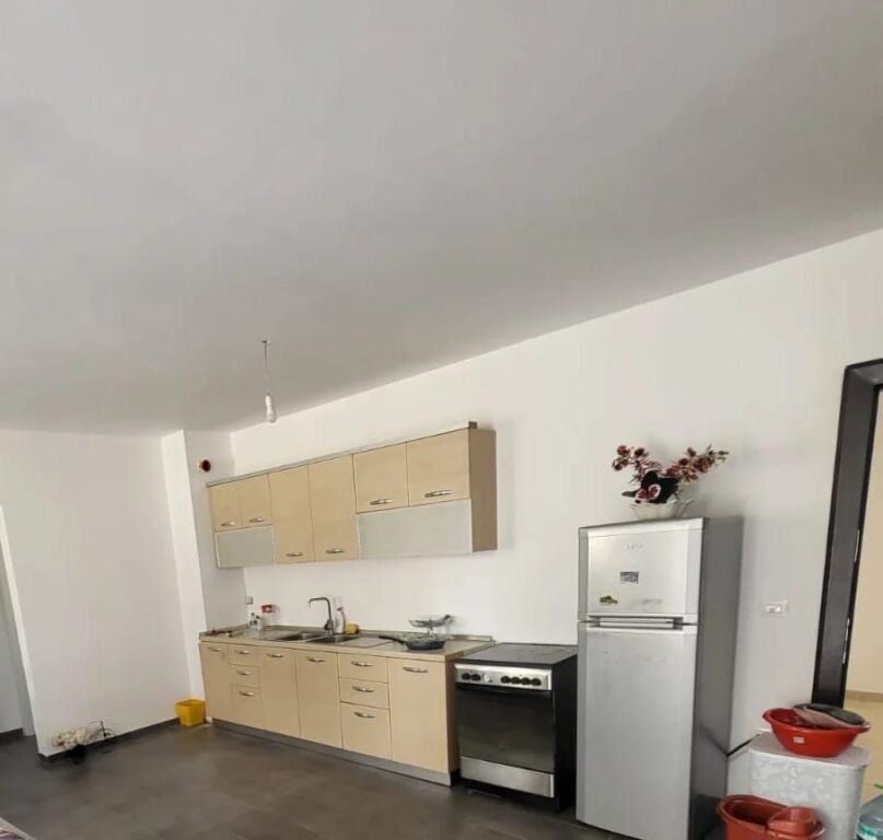 APARTMENT 2+1. 300 EURO. TOM DOSHI COMPLEX