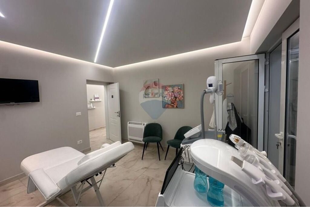 Dental clinic for rent, Fortuzi Street