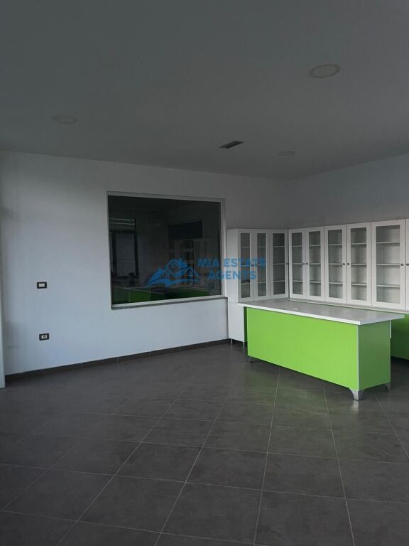 Business premises for rent – Spitallë, Durrës