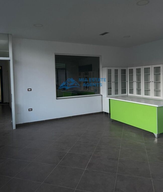 Business premises for rent – Spitallë, Durrës