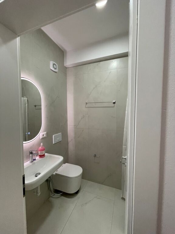Apartament modern me qira 1+1 ne Ali Dem !