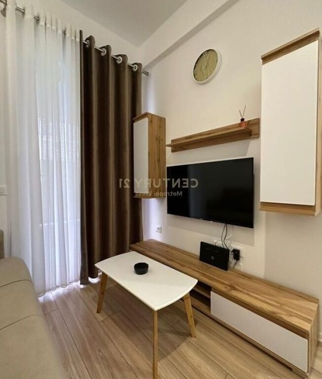 Apartament ne shitje 1+1+Post Parkimi, Ali Demi - Mangalemi