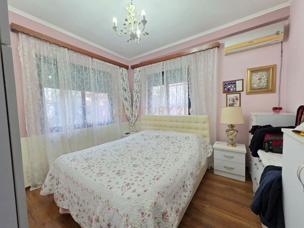 Apartment 2+1+2 for Sale at Kodra e Diellit