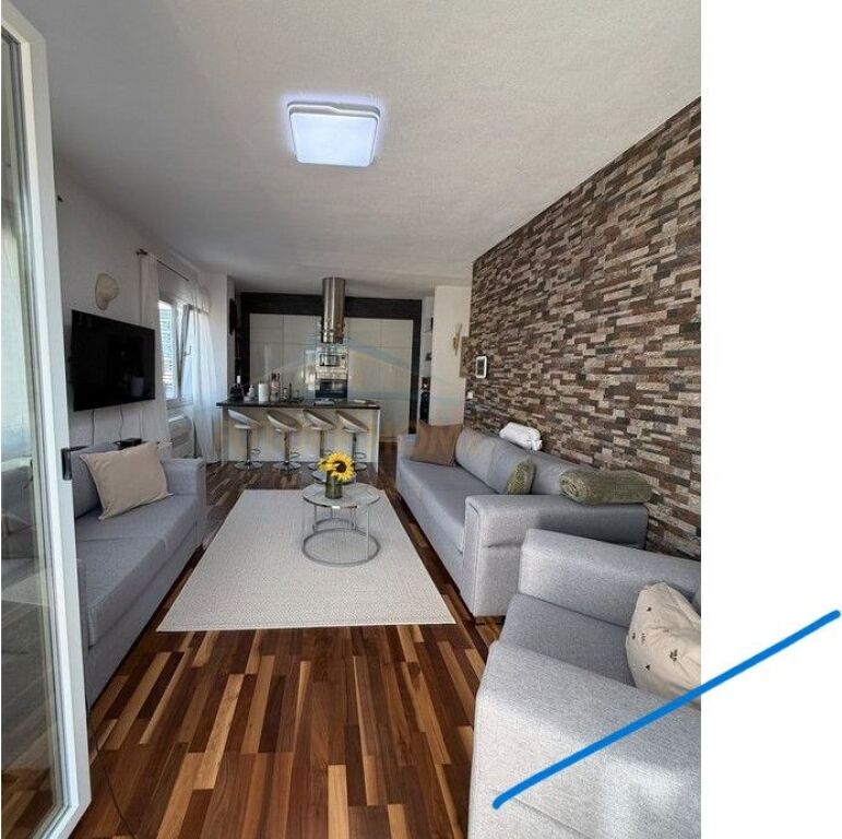 For sale, Apartment 2+1+2, Fresk.