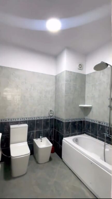 🏡 Apartament 2+1+2 me qira tek Petro Nini