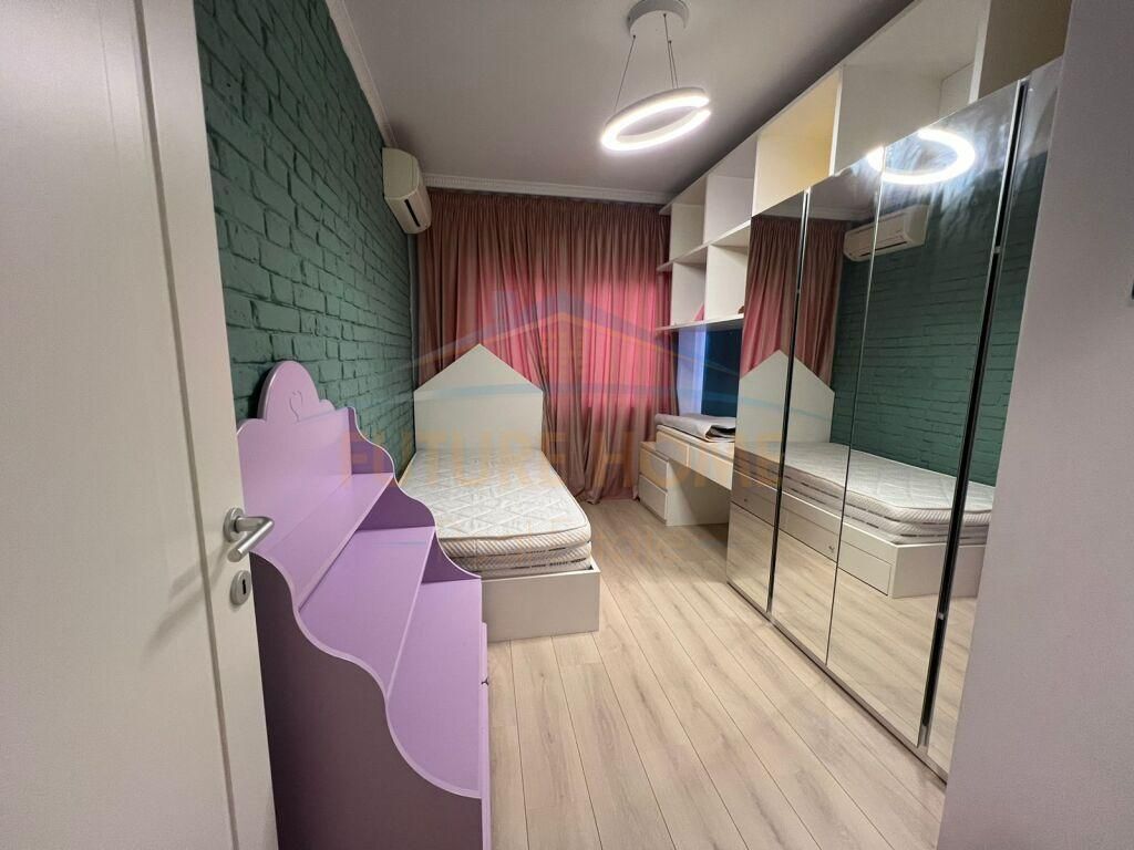 Vendo appartamento 2+1+2 vicino al ex parco